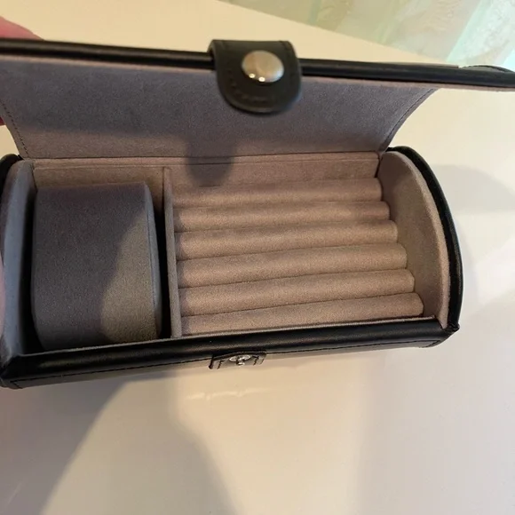 Black Box Jewelry Display Case Organizer NEW - Picture 2 of 11